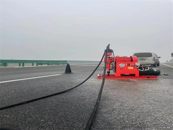 黎城马路路基路面开裂下沉注浆加固灌浆